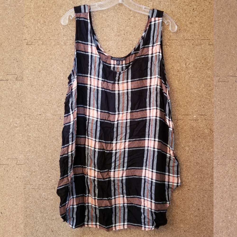 Signature Studio | Plaid Tank